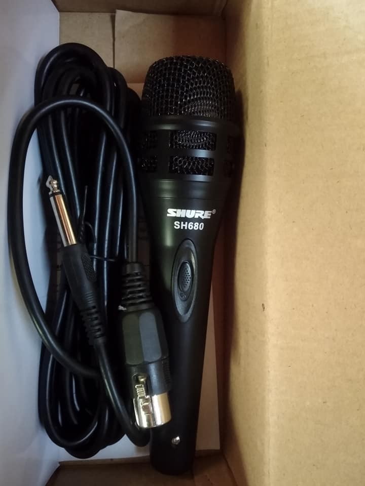 Shure SH680 Dynamic wired microphone